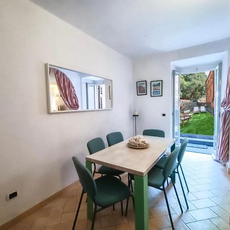 Altido Villa Milva With Car Park Beside The Beach Paraggi Exterior photo